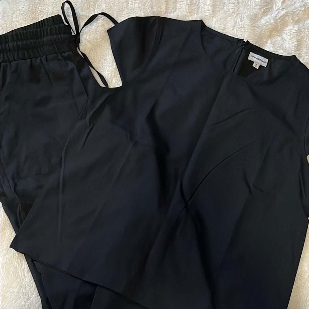 Women's Black Pants & blouse set.
